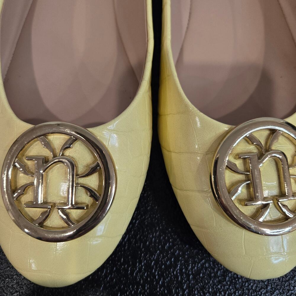 Nanette Lapore Haylie Ballet Flats Yellow Crocodile Embossed Sz 9.5M Officecore - Picture 2 of 12